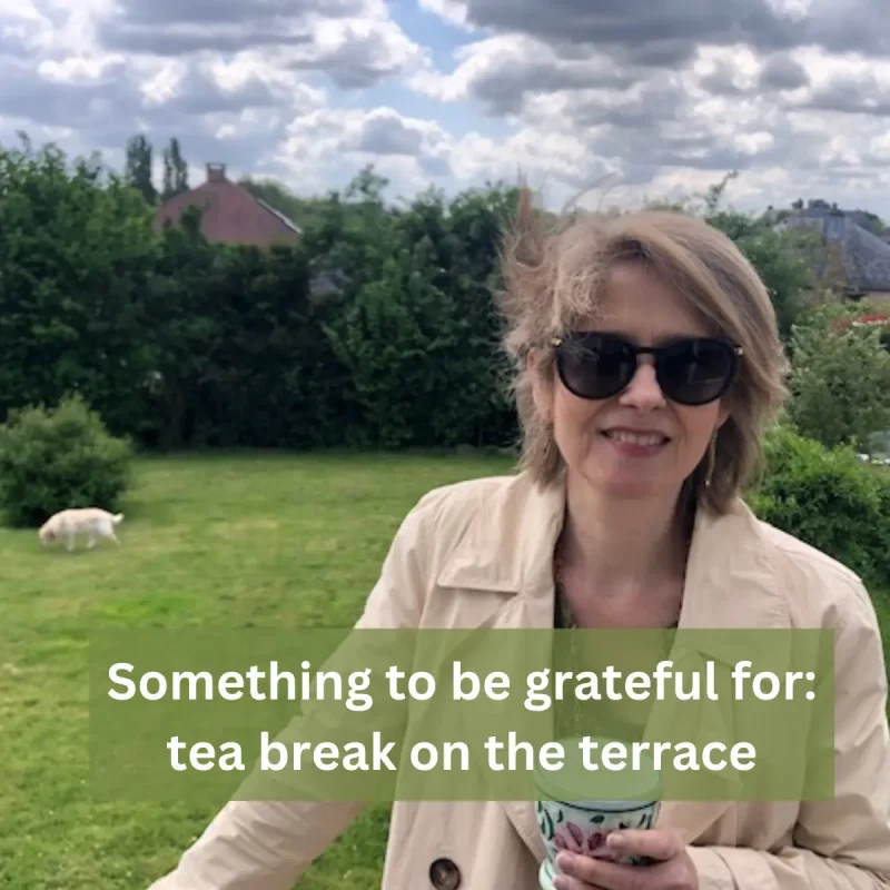 Ilse Noppen with tea