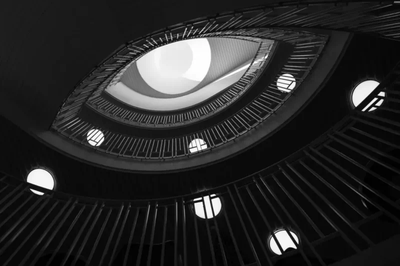 strengthen your leadership petri-heiskanen-unsplash